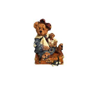 Vintage 1993 Boyds Bears & Friends Baily Bear with Suitcase Bear Figurine